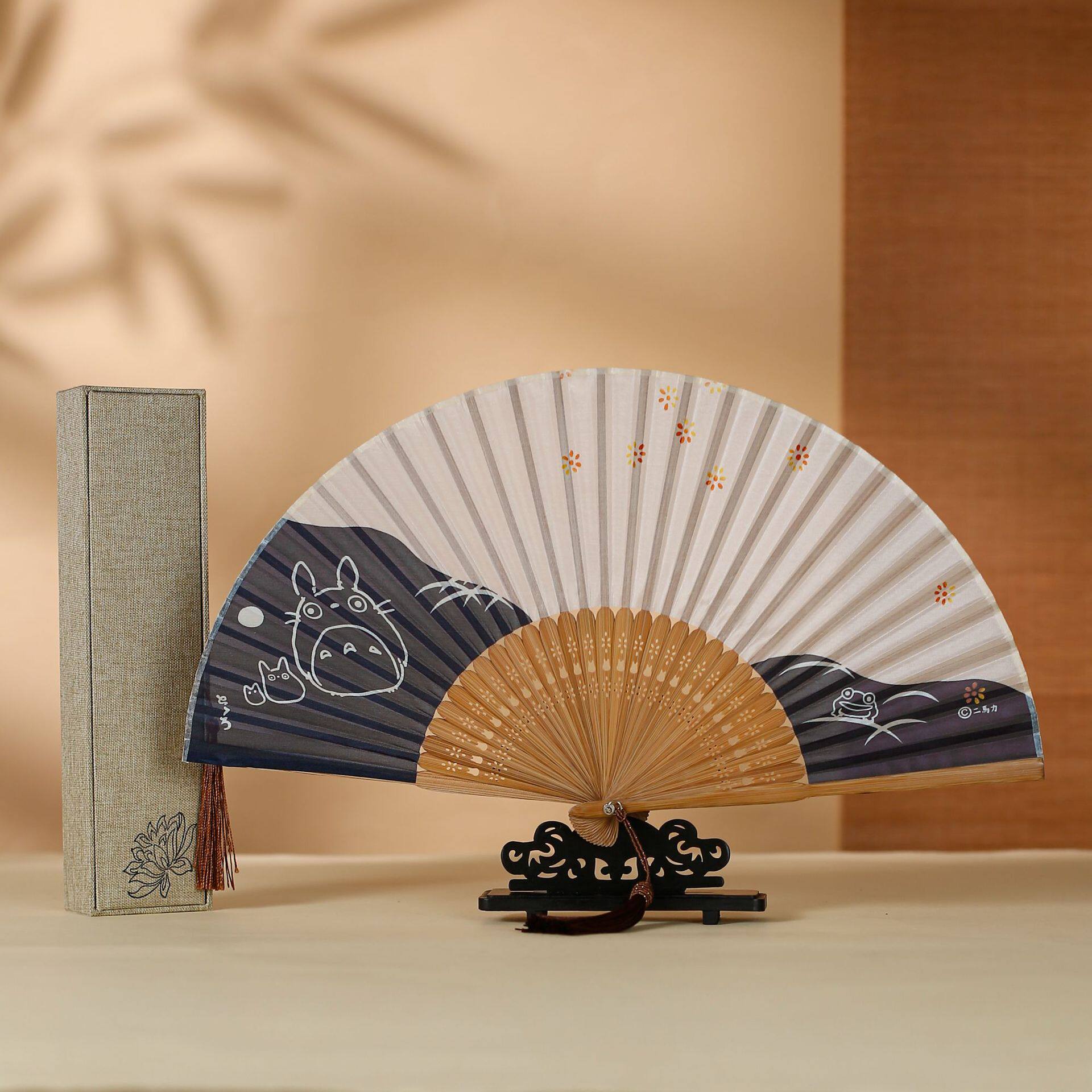 6寸真丝女扇小尺寸折扇中国风扇丝绸扇绢扇