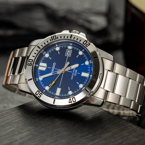 casio卡西欧男商务水鬼钢石英表