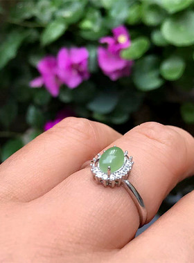 和田碧玉苹果绿蛋面宝石戒指女