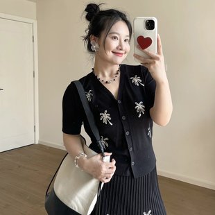 黑色v领修身 短袖 裙子海边度假风连衣裙女夏2025巨好看 裙子套装