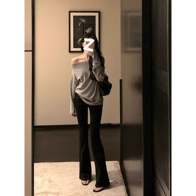 长腿超模辣妹低腰修身马蹄裤子女秋2025新款黑色紧身微喇叭牛仔裤