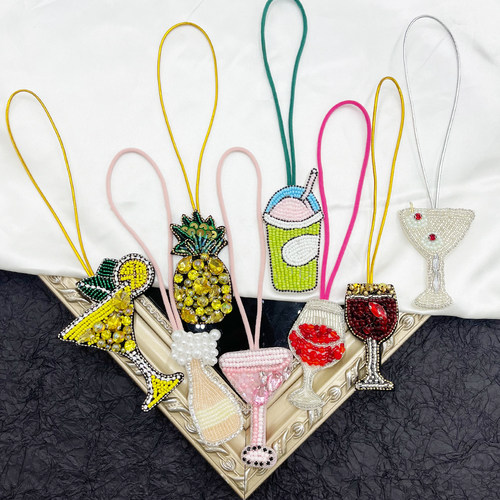 手工串珠杯子瓶菠萝装饰包袋挂件