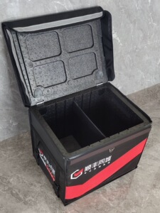 顺丰同城外卖箱保温箱车载加厚配送餐箱防水小号带锁骑士装备箱子