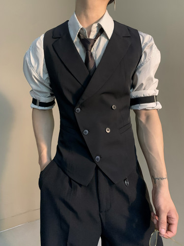 法式高级感收腰戗驳领西装马甲男女中性风修身背心西服马夹制服潮