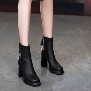方头高跟防水台厚底马丁靴女2025秋冬新款粗跟瘦瘦靴气质百搭短靴