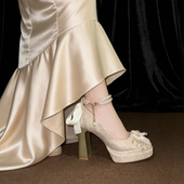 花朵绝美禾秀婚纱两穿结婚高跟鞋 小个子双层防水台婚鞋 新娘鞋 粗跟