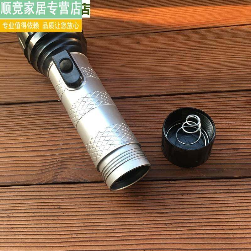 单档定焦led亮光手电筒装2节1号干电池塑料大电筒手握式经典款