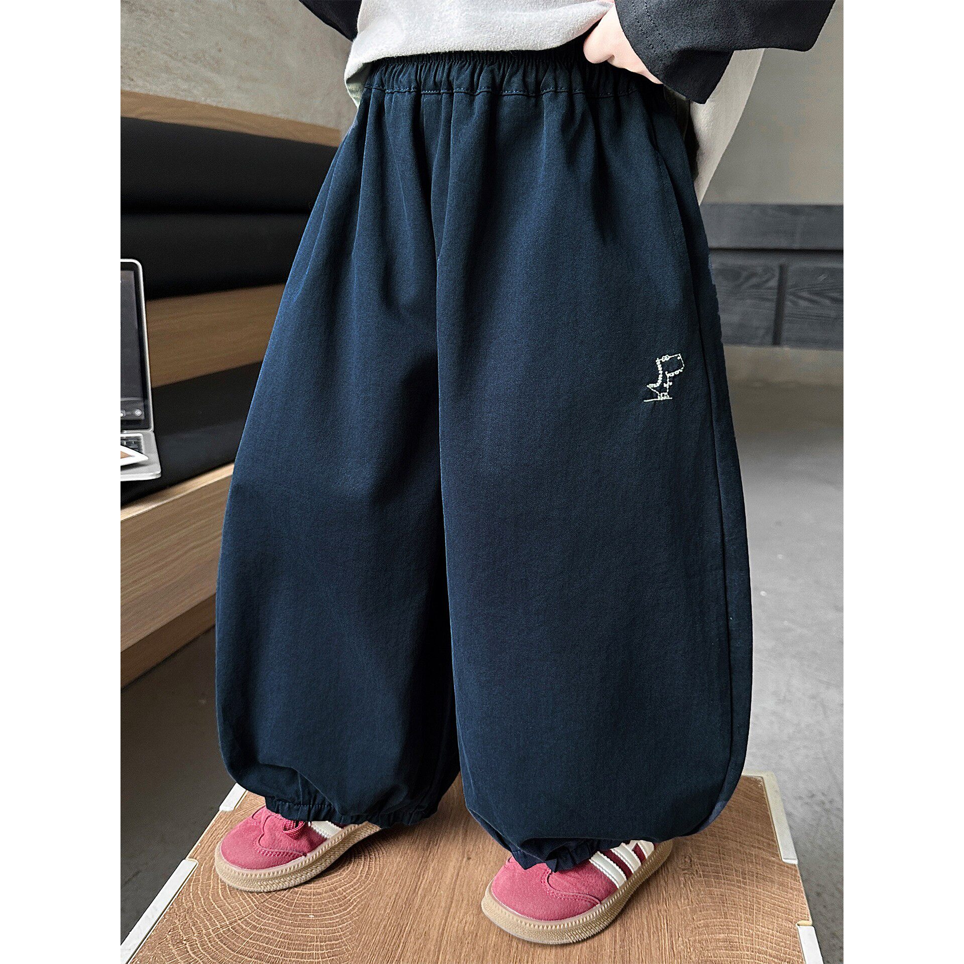 男童裤子春装2026新款休闲裤宽松阔腿裤儿童春秋季韩版灯笼裤长裤