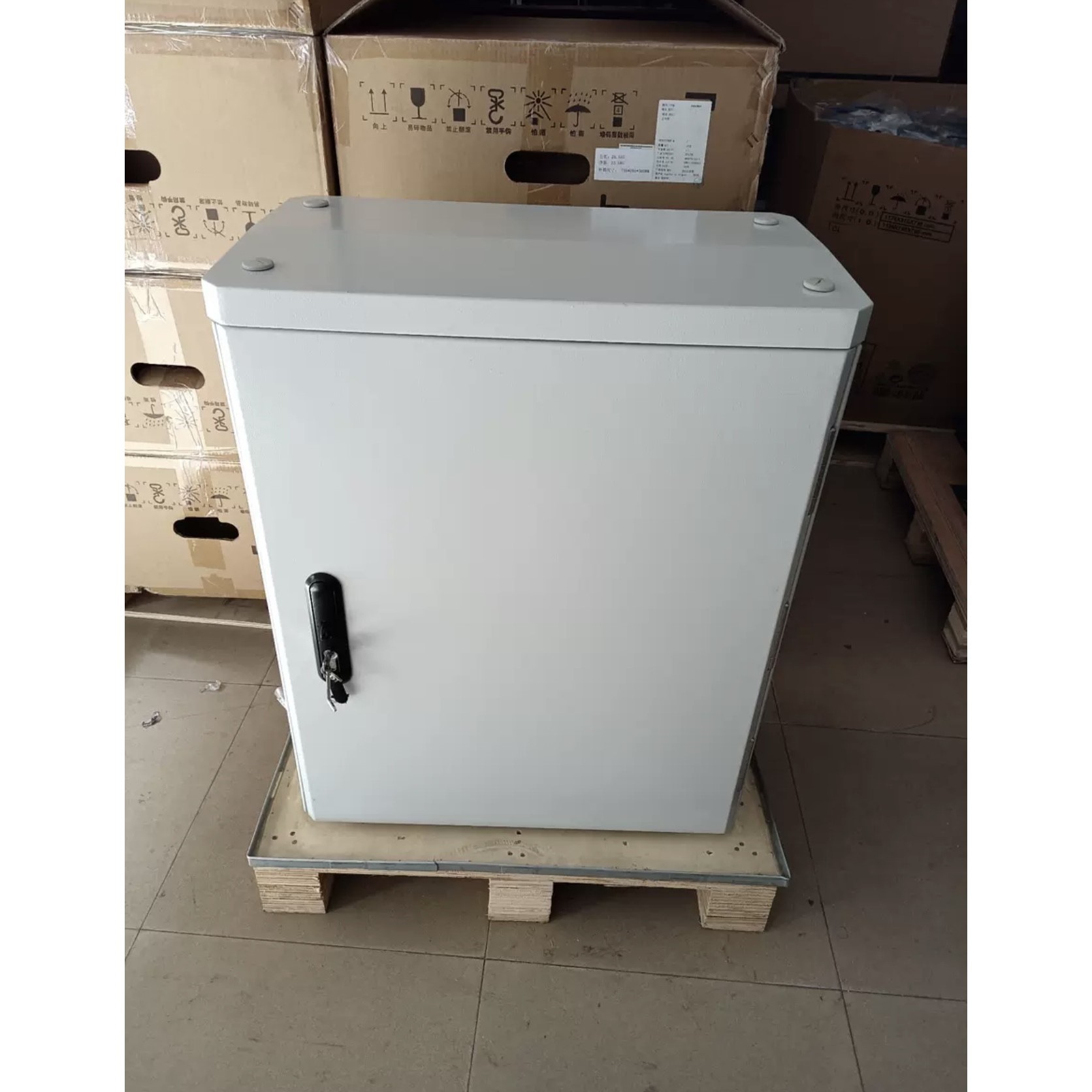 华为智能光缆交接箱-144芯-室外挂墙&抱杆-778*630议价产品