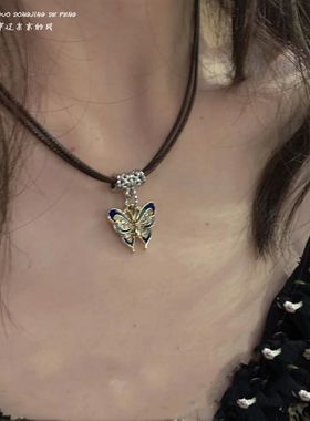 复古蝴蝶吊坠项链皮绳子项圈卫衣项链潮百搭项链