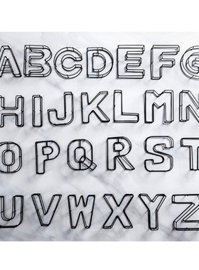 简约金属铁艺24英文字母艺术桌面摆件装饰品电视柜任意选择字母