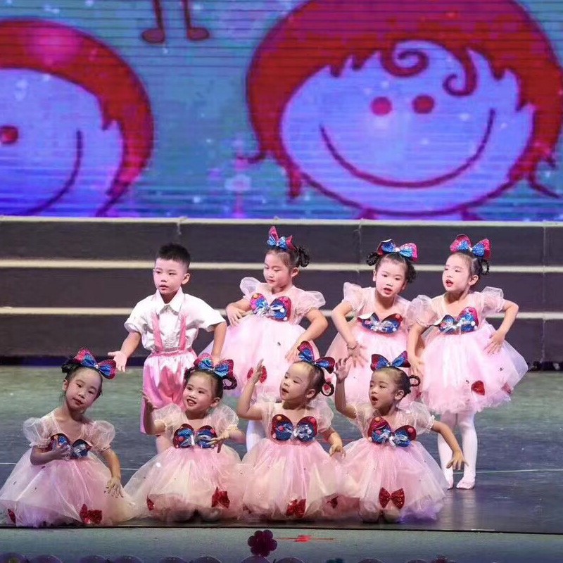 六一儿童舞蹈纱裙幼儿园小可爱演出服女童现代舞台连衣表演服