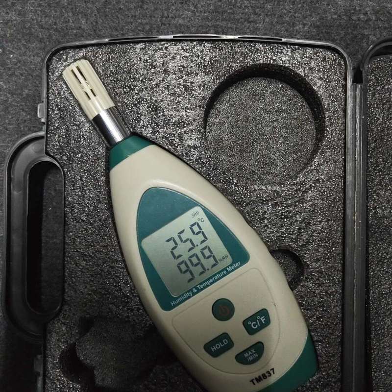 议价M837高精度温湿度计，手持式数字温湿度检测仪，成色如可维修
