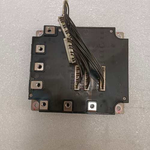 议价CM75YE13-12F变频器模块 几乎可维修