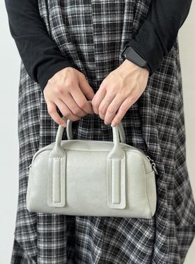 搭配神器~必入！正价200+ 公司单 软皮质感女包手提保龄球斜跨包