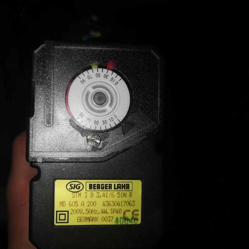 拍前询价：STM3B3.41/65 燃烧器伺服电机 BERGER LA 议价
