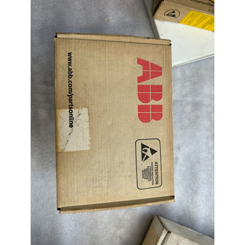 拍前询价：全新 压敏电阻KU2002C询价为准