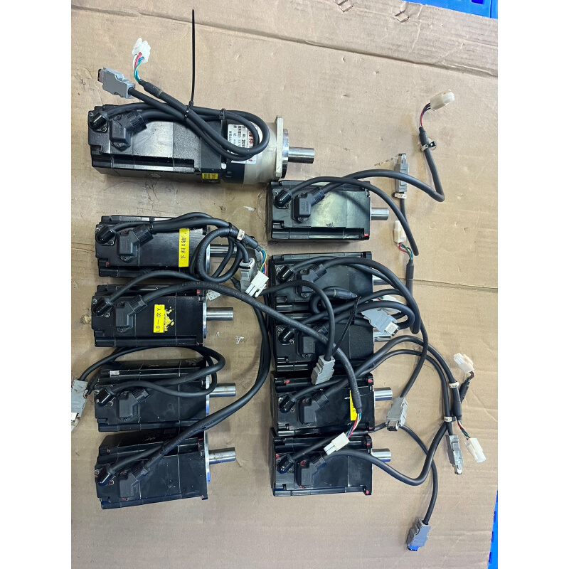 拍前询价：[议价]安川伺服电机400W   SGMMS-04ADC6S  ，1