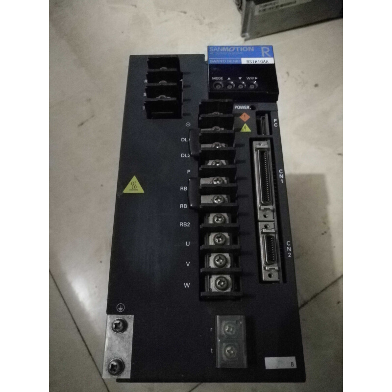 拍前询价：二手 三洋伺服驱动器RS1A10AA RS1A10AA原装拆机实图