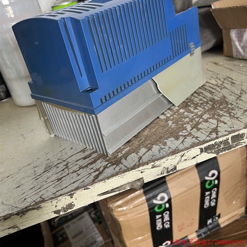 拍前询价:拆机伦茨变频器ESV552N04TXB 5.5KW 3相38
