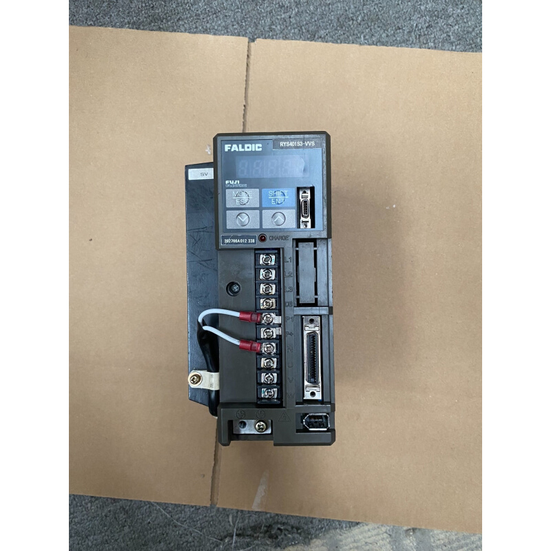 拍前询价：[议价]RYS401S3-VVS 富士伺服驱动器