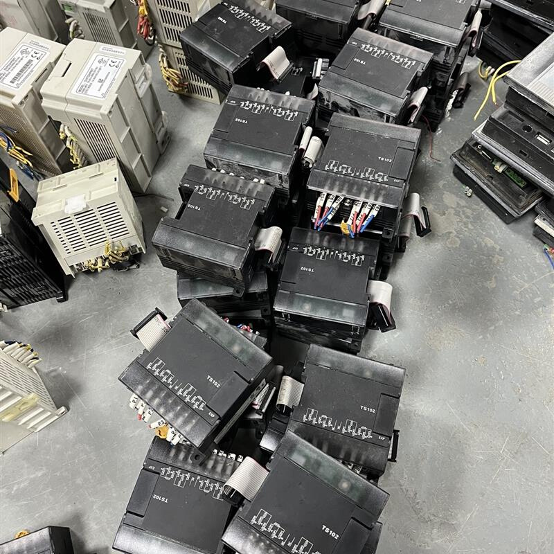 拍前询价：(议价产品)plc扩展模块Cp1h-ts102现货35台包邮包功能