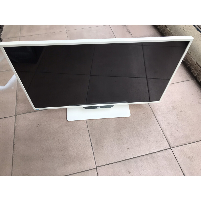拍前询价：（议价）（议价）（议价）便宜处理AOC 32寸显示器，AO