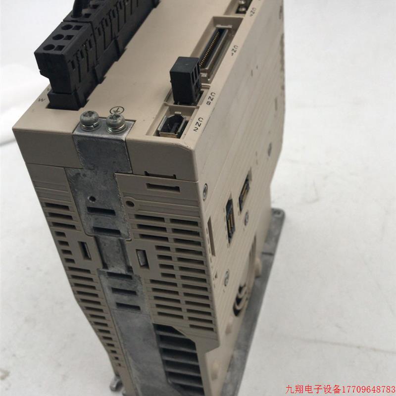 拍前询价:原装拆机安川伺服驱动器SGDV-7R6A01A002000 现货实物