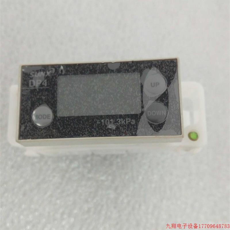 拍前询价:SUNX 压力表 DP4-50