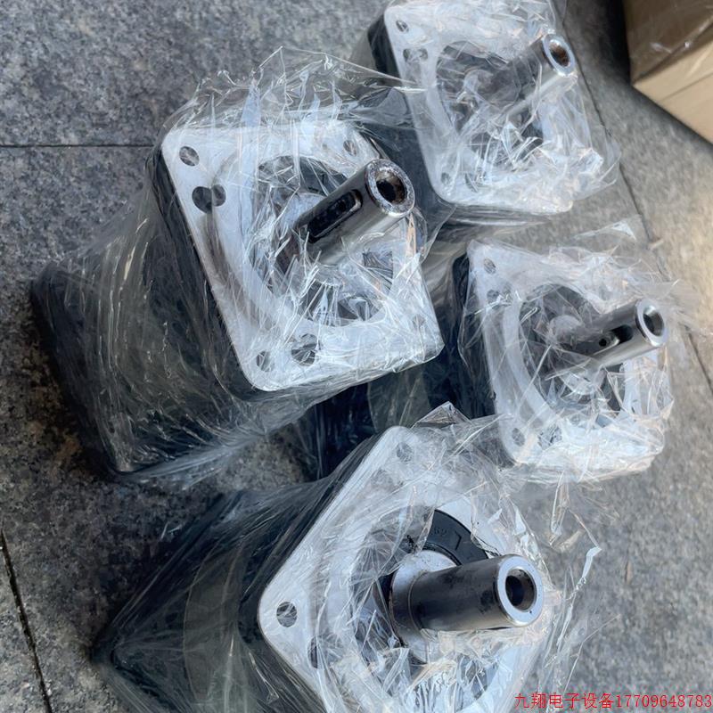 拍前询价:(议价)90-5,12个