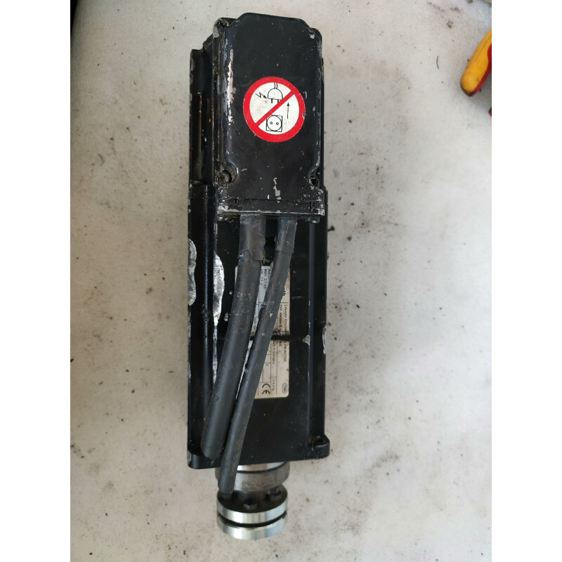 拍前询价：力士乐伺服电机MKD041B－144－KG0-－KN 拆