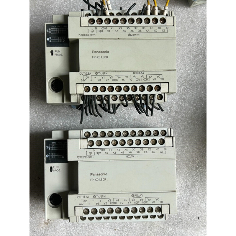 拍前询价：PLC 可编程控制器AFPX0L30R-F，成色如图，二