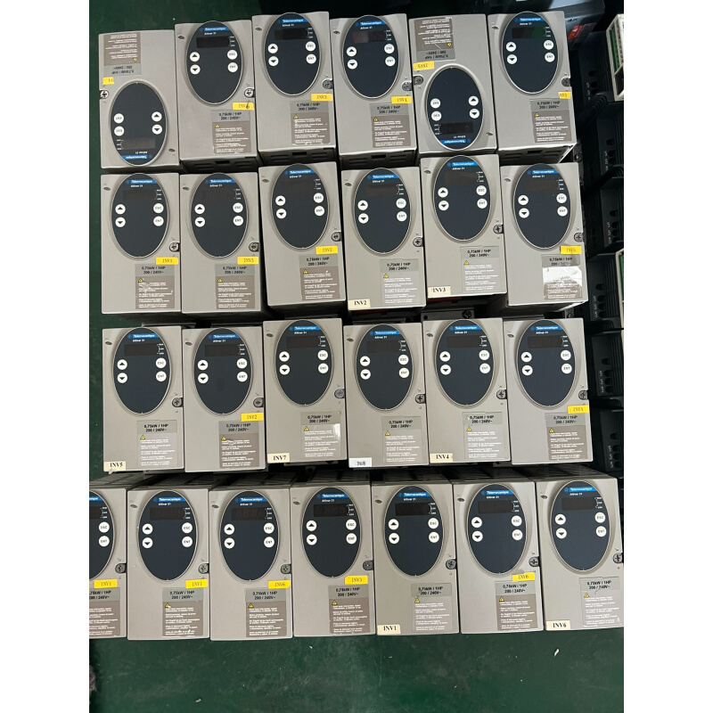 拍前询价：变频器 ATV31H075M3X 0.75KW 三项2询价为准