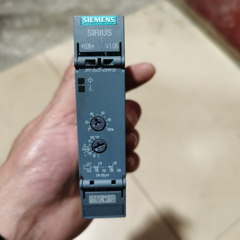 拍前询价：时间继电器3RP2525-2BW30 件实物如图全新原装拍前请询