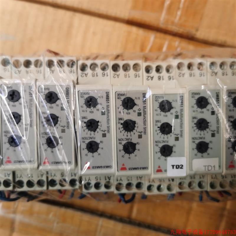 拍前询价:原装CARLOGAVAZZ瑞士佳乐保护器时间继电器DMB51CM24B0