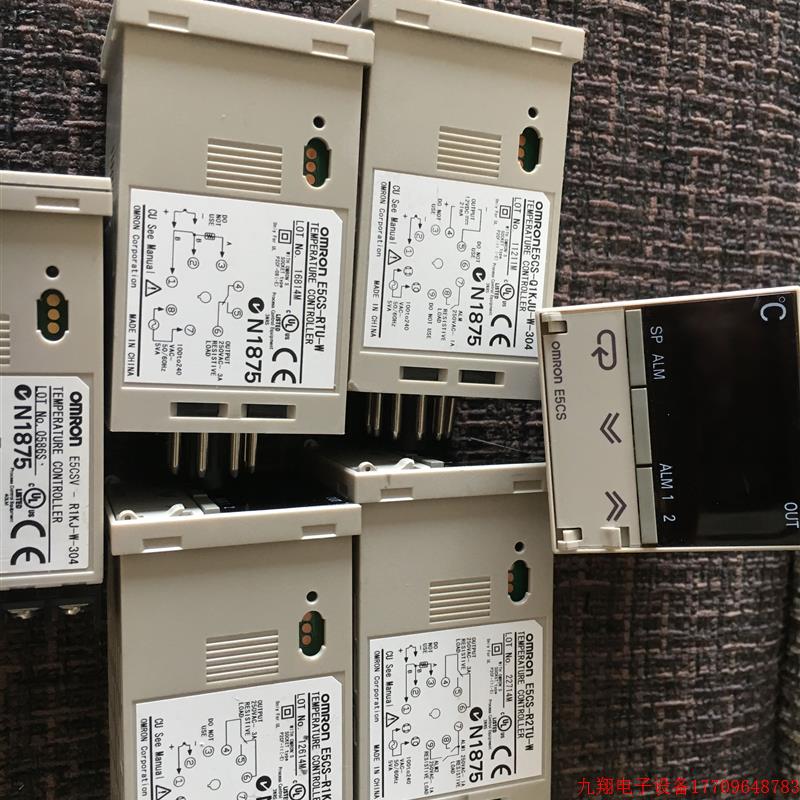 拍前询价:温控器E5CS-RTU-W Q1KJU-W-304 Q/R2TU-W R1KJU-W RKJU
