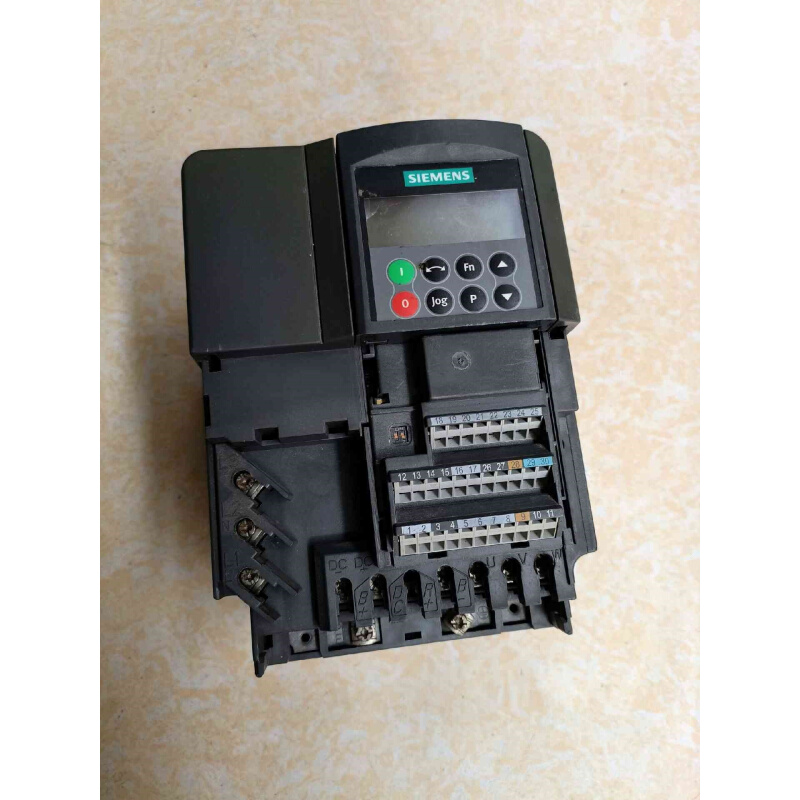 拍前询价：询价议价询价议价6SE6440-2UD24-0BA1 变频器 4KW询价