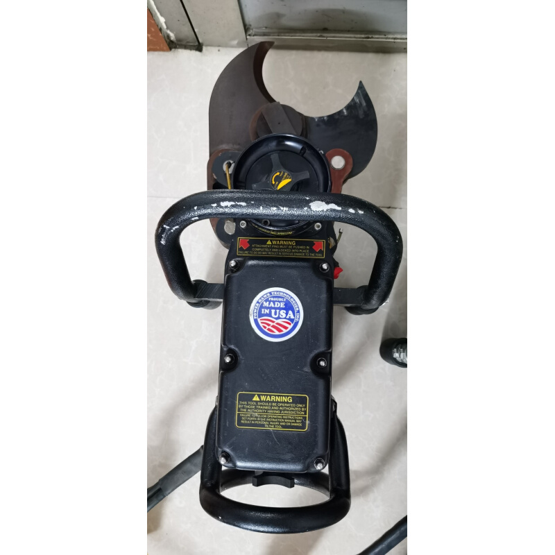 拍前询价：进口电动金属剪 消防破拆剪 非荷马特 卢卡斯 成色看图