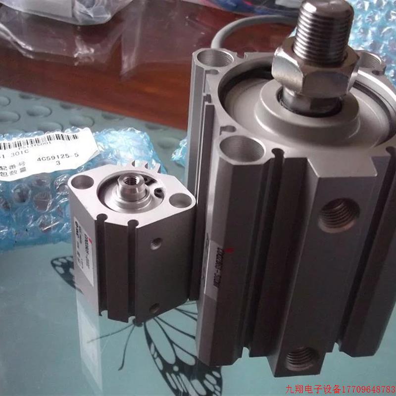 拍前询价:实拍现货SMC正品全新气缸CDQ2B25-20DZ CDQ2B63-50DM