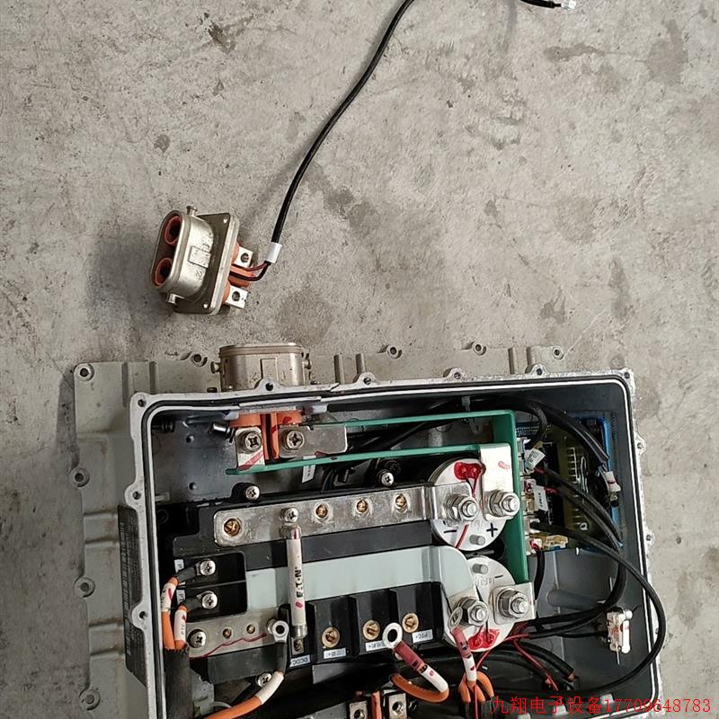 拍前询价:北汽Ec200PDU插头,暖风控制板EDM模块,内部散件议价