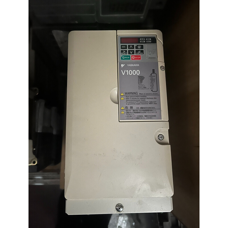 拍前询价：（议价）安川变频器CIMR-VA2A0030FAA   5.5kw