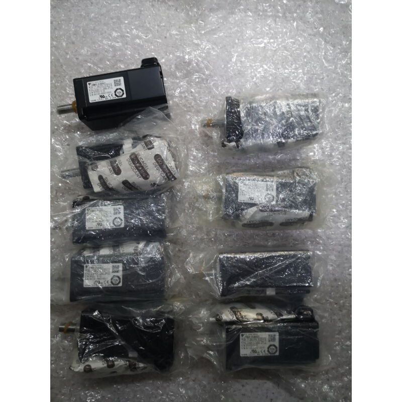 拍前询价：全新原装安川伺服电机 SGMAV-01ADA21 100W伺全新原装