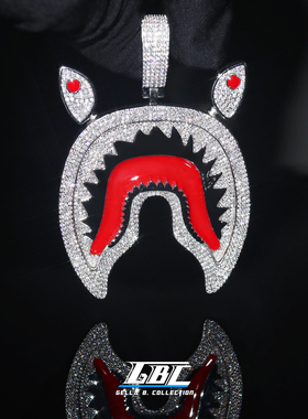 GBC 私人定制珠宝欣赏（Bape鲨鱼s925银莫桑珐琅夜光吊坠）