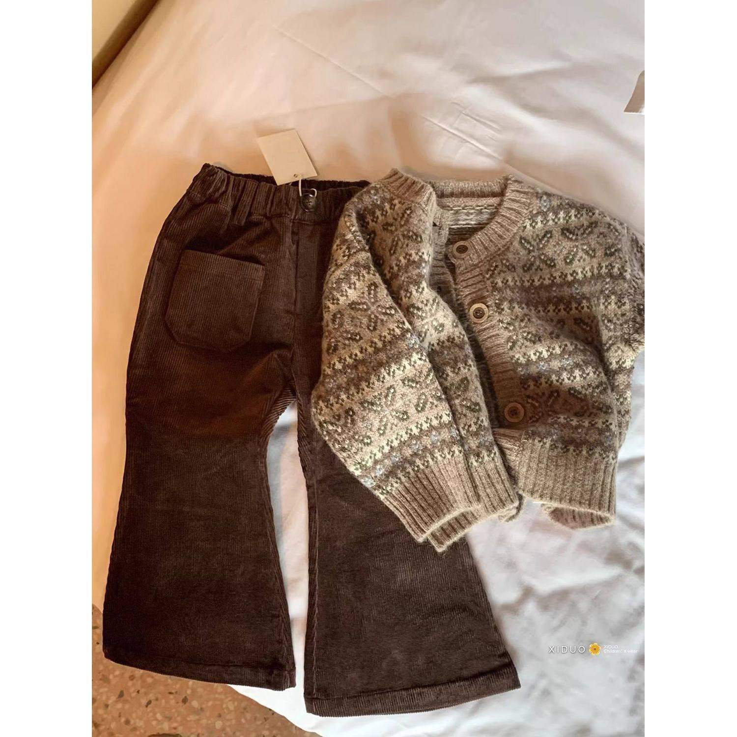 韩版女童2025秋冬新款复古卡其色碎花加厚毛衣小女孩灯芯绒喇叭裤,童装/婴儿装/亲子装,套装,淘宝优惠券,粉丝福利购,淘宝优惠卷