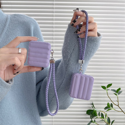 适用airpodspro保护套秋冬新款苹果耳机AirPods3保护壳紫色羽绒服pro2女硬壳防摔airpods4无线蓝牙耳机盒5代1