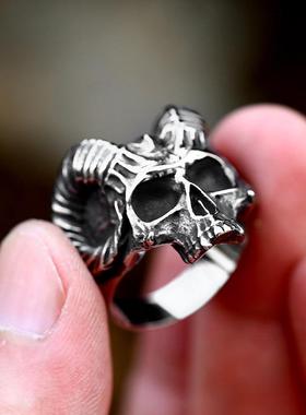2026复古恶魔山羊戒指撒旦暗黑小众设计感克系骷髅头霸气男指环配
