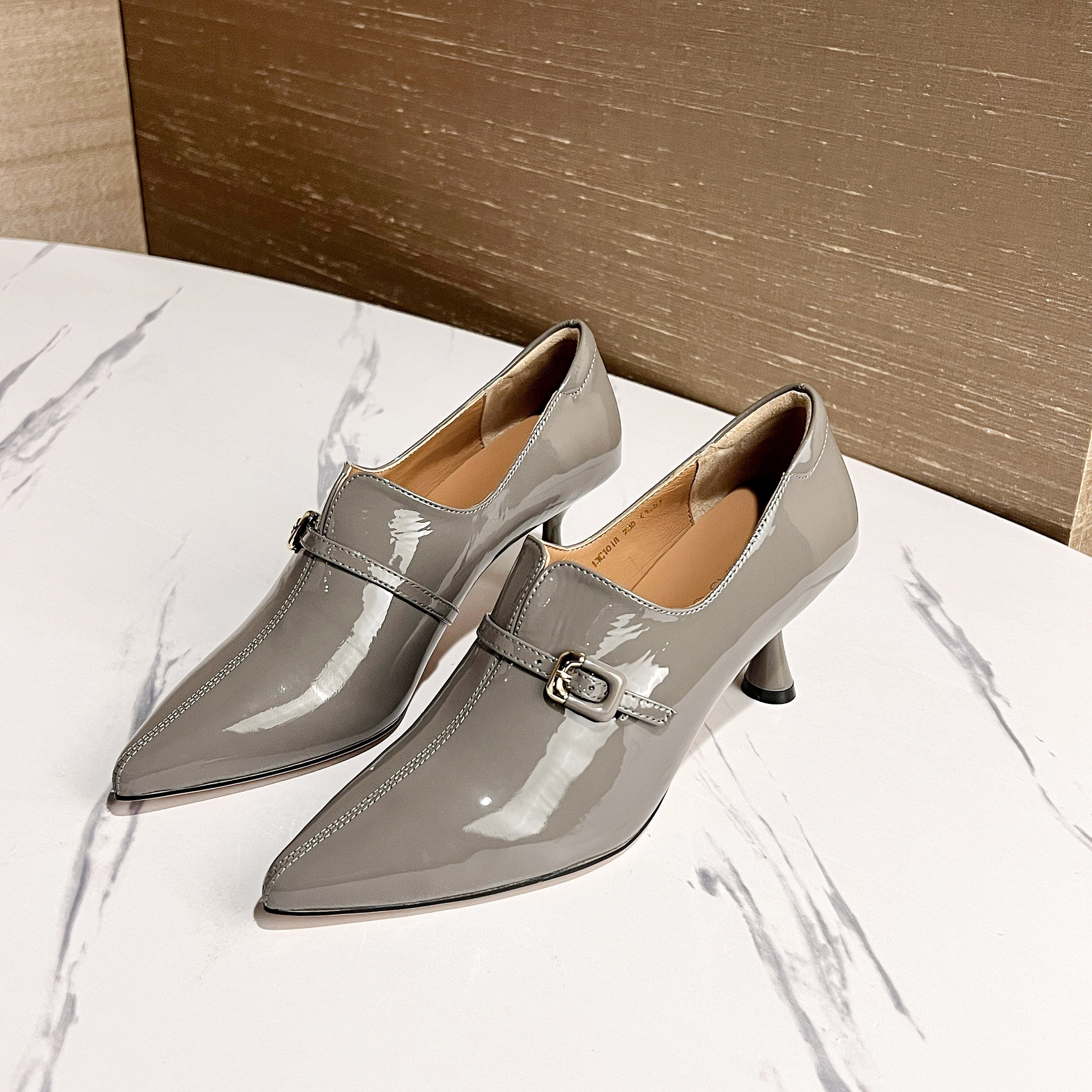 JISEAS单鞋英伦女鞋百搭