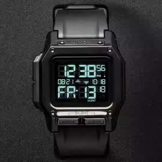 nixon美国户外运动风夜光军表