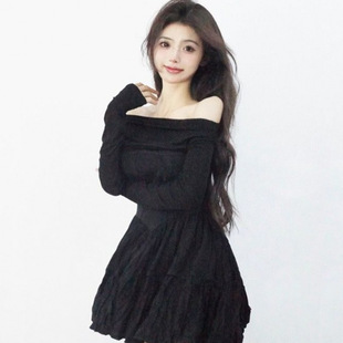 一字肩连衣裙25春秋韩国性感一字领斜领法式名媛收腰蓬蓬小黑裙