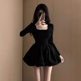 miu系富家千金小香风套装女冬季2026新年战袍年会细闪蓬蓬小黑裙